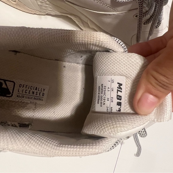 MLB Korea - New York Yankees Sneakers - Big Ball Chunky A - Picture 6 of 6